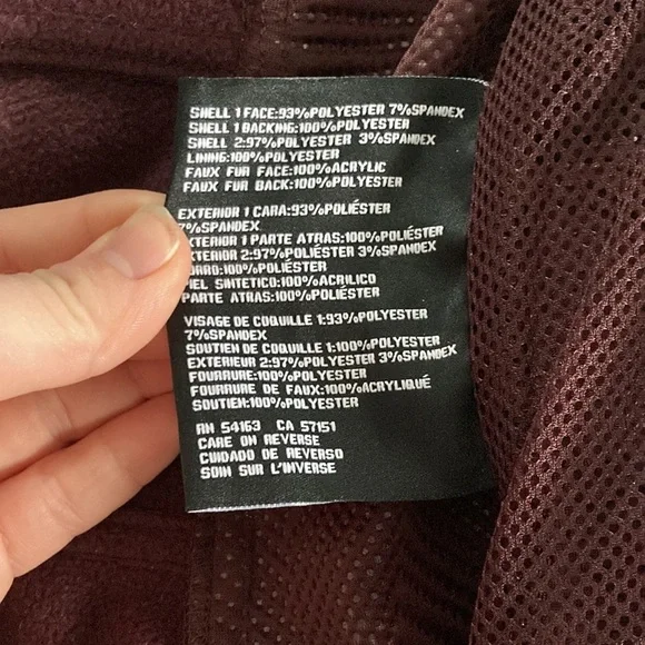 Guess Winter Jacket - Picture 6 of 9